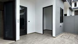 Kovan Road (D19), Terrace #563300641